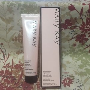 Mary Kay Extra Emoillient Night Cream for very dry skin, 2.1oz, new in box